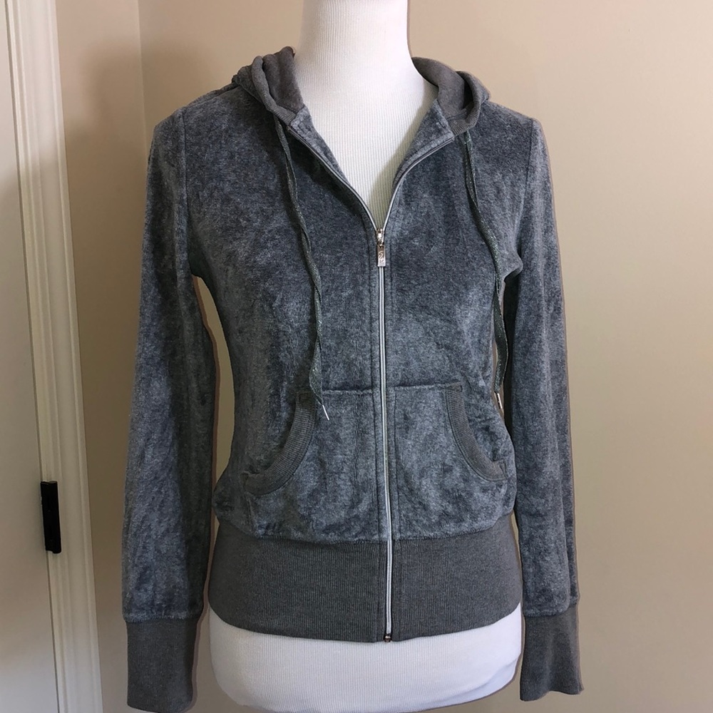 Victoria’s Secret sexy sport grey hoodie 🌸